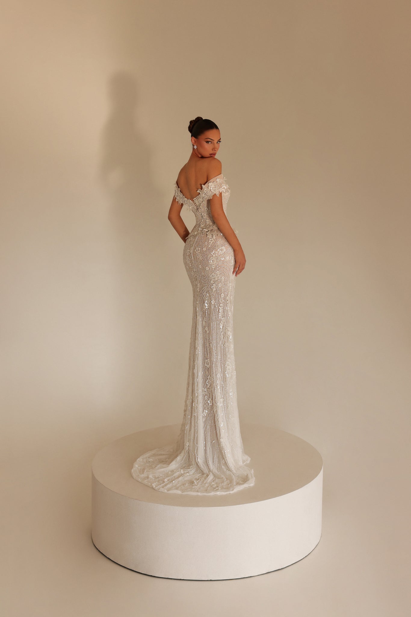 Mireya – Off Shoulder Lace Gown - FJOLLA HAXHISMAJLI OFFICIAL