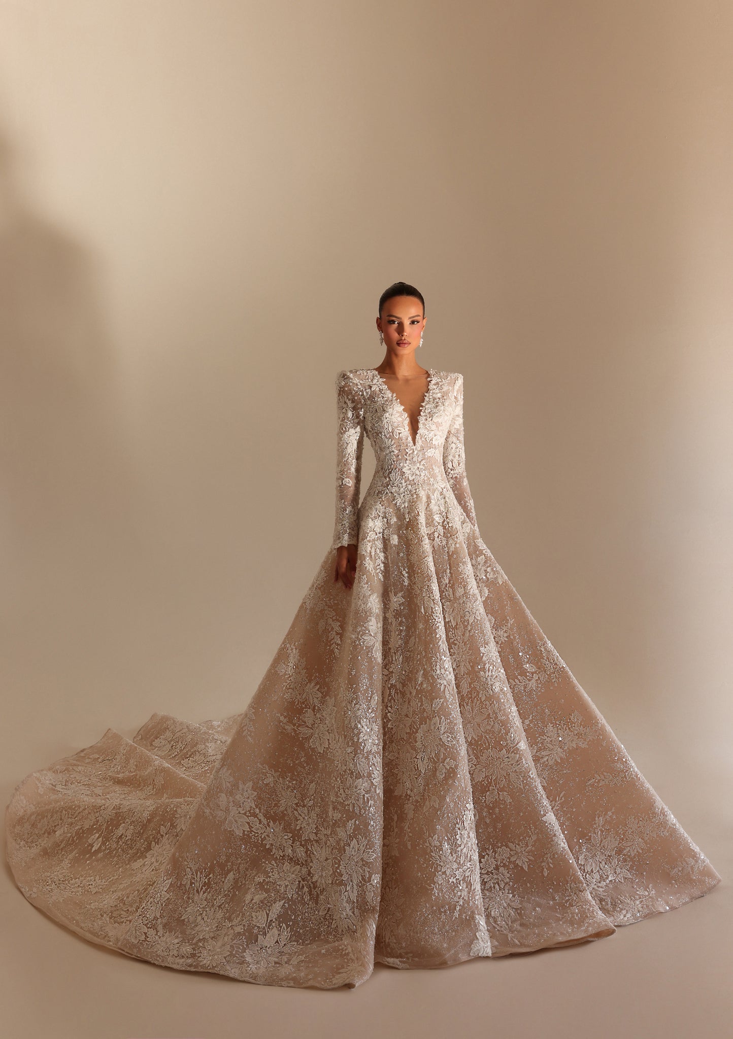 Reina - Lace A-Line Gown - FJOLLA HAXHISMAJLI OFFICIAL