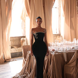 Meliná - Pearl swirl column gown
