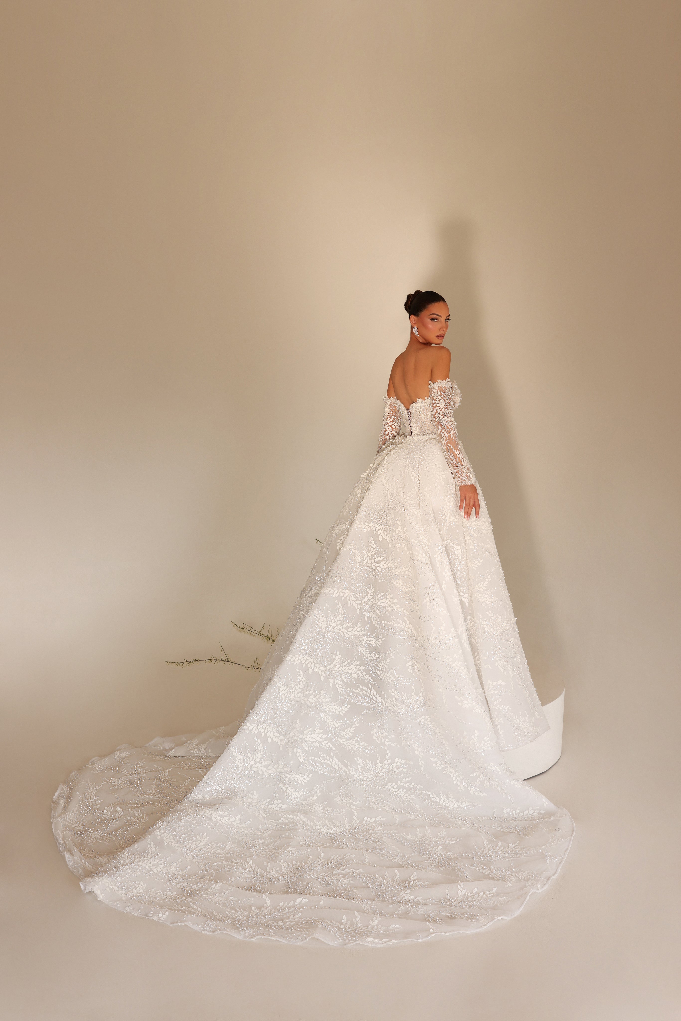 Elle – Appliqué Corset Gown - FJOLLA HAXHISMAJLI OFFICIAL