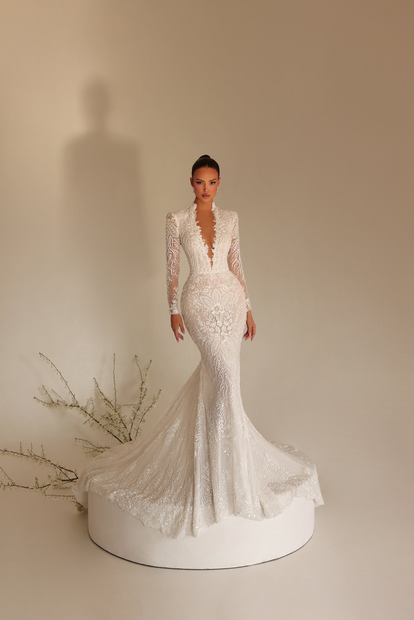 Elma - Lace Mermaid Gown - FJOLLA HAXHISMAJLI OFFICIAL