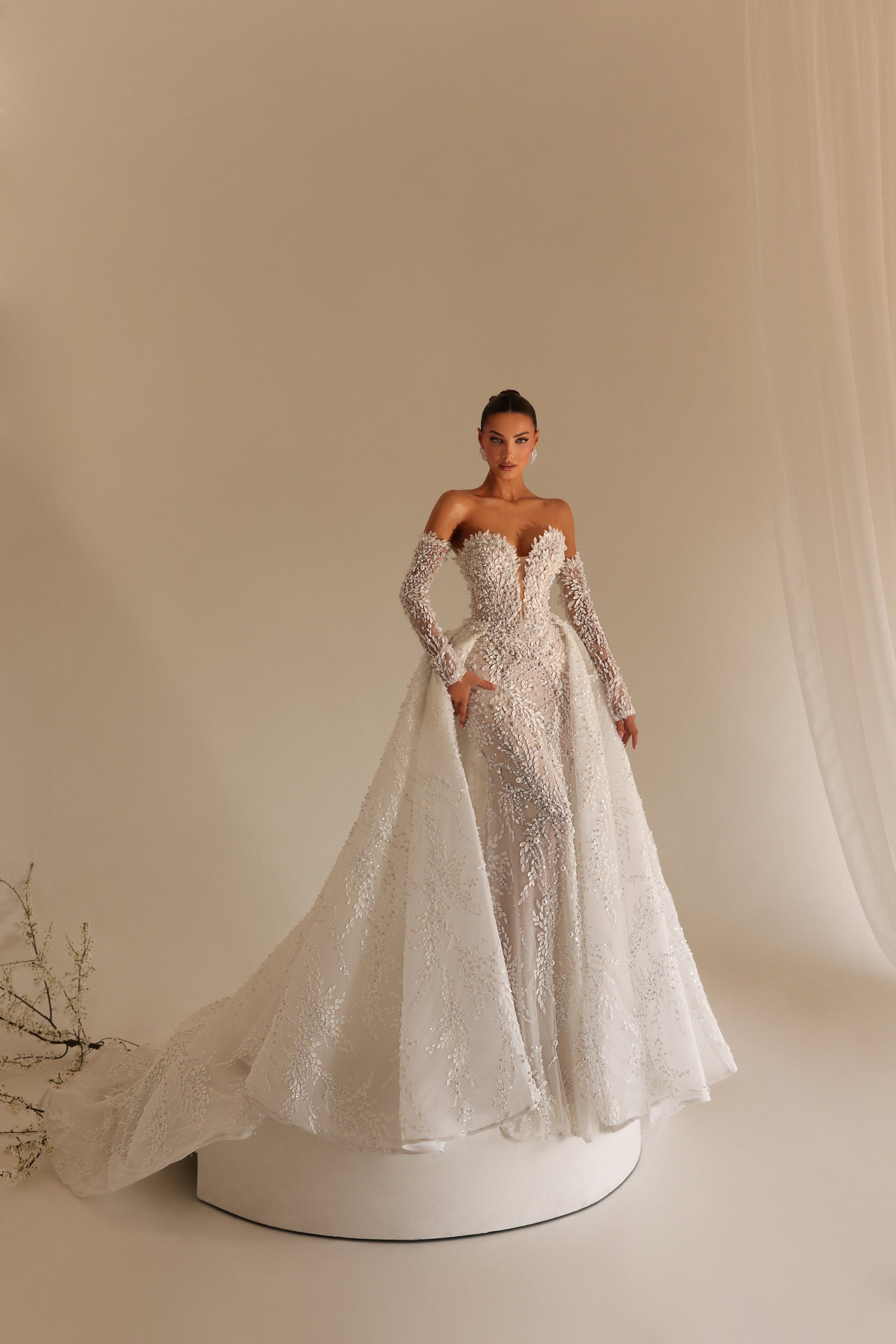 Elle – Appliqué Corset Gown - FJOLLA HAXHISMAJLI OFFICIAL